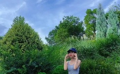 WRITE AS 两团打肿